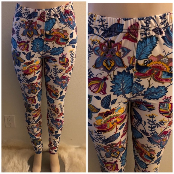 🎃BUY 1 GET 1🎃 Plus Size Printed Legging - Picture 2 of 3